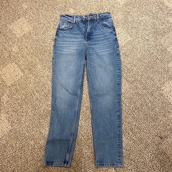 Zara Jeans - Picture 1 of 4